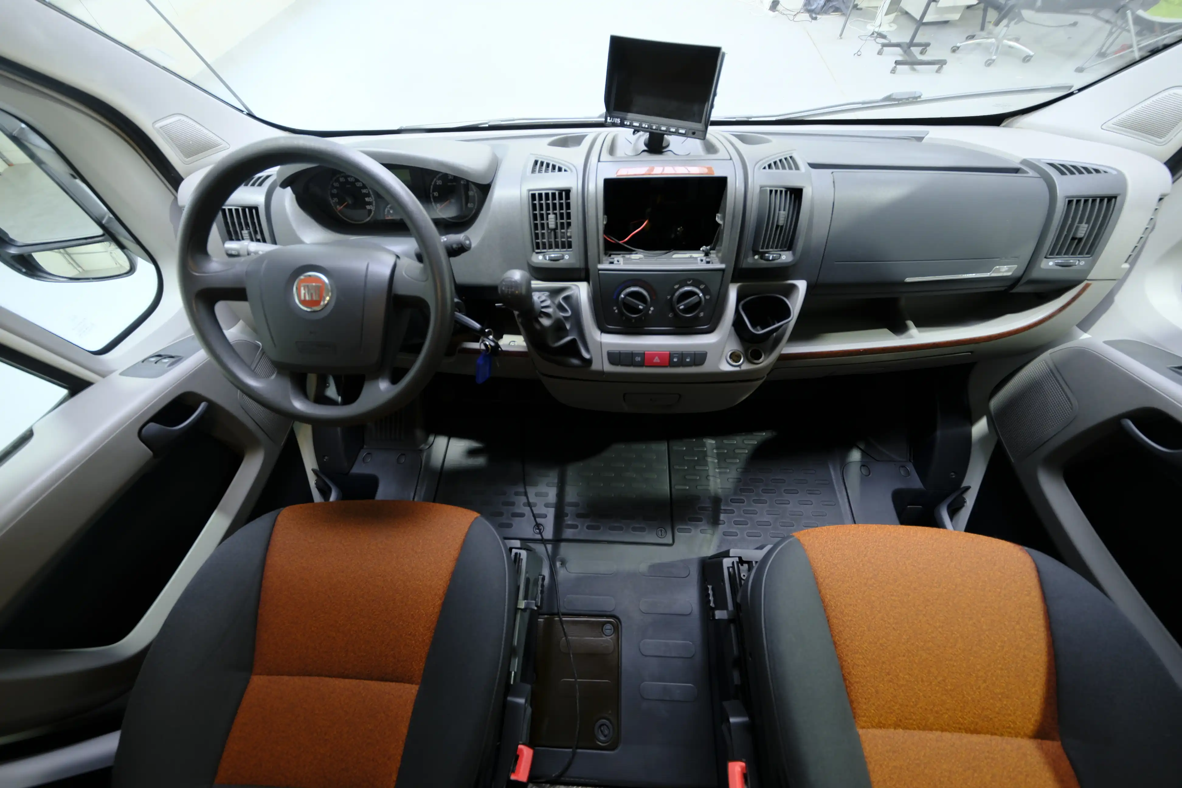 ROLLER TEAM Van P - Ansicht 7